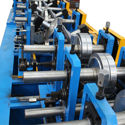 C&Z &U&W Purlin Machine